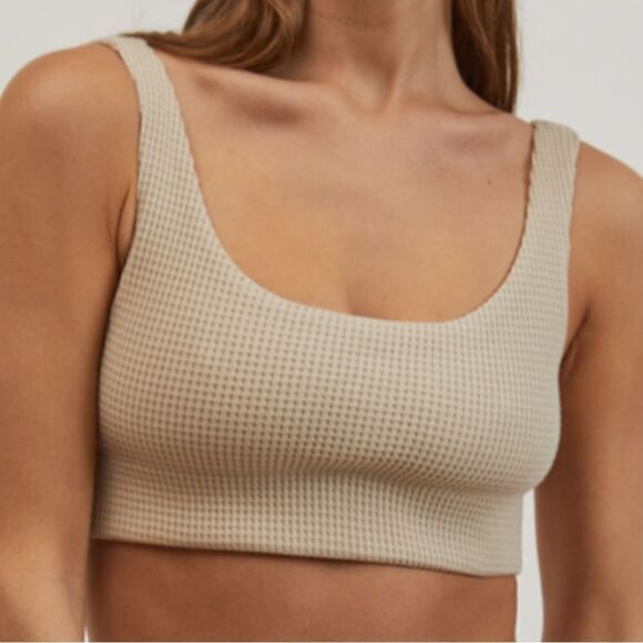 DONNI. THERMAL BRA TOP size small - Picture 2 of 6